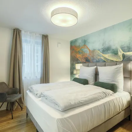2 Bedroom Lovely In *